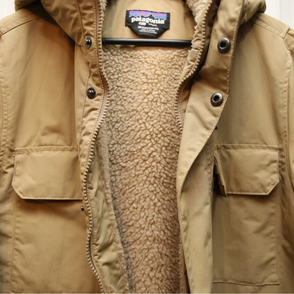 Patagonia Men's Beige Hooded Field Jacket - Picture 5 of 9